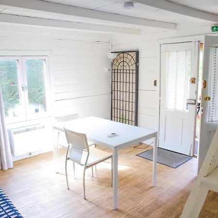 Les Cabanes Parisiennes - Chalets 1H30 From Paris - 62P Sainte-Geneviève-des-Bois Exterior foto