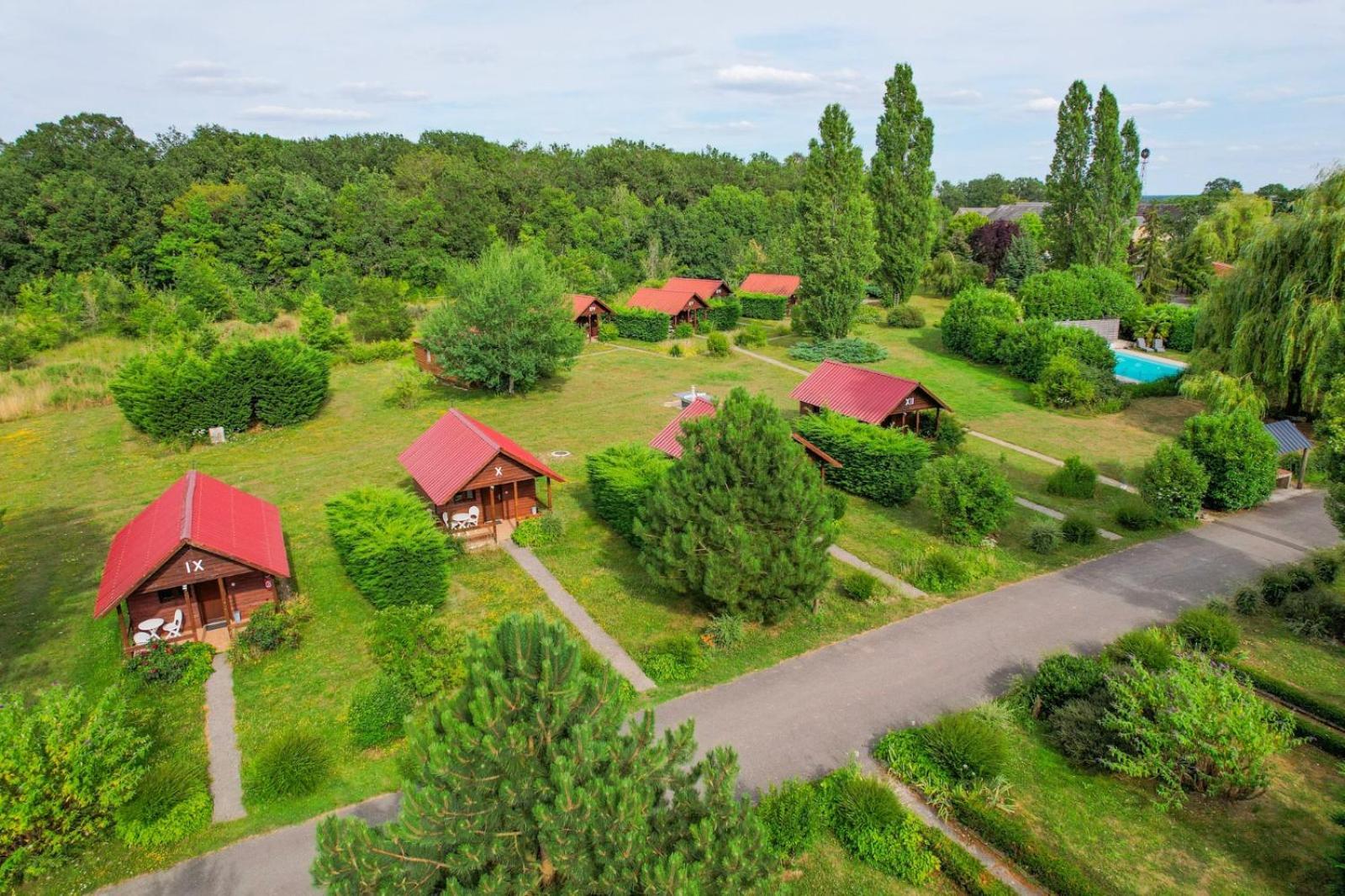 Les Cabanes Parisiennes - Chalets 1H30 From Paris - 62P Sainte-Geneviève-des-Bois Exterior foto